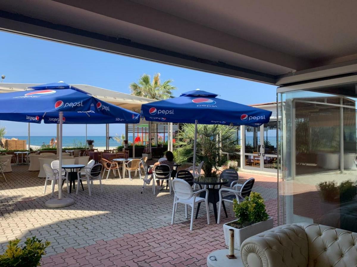 Hotel Ferrara Durrës Kültér fotó