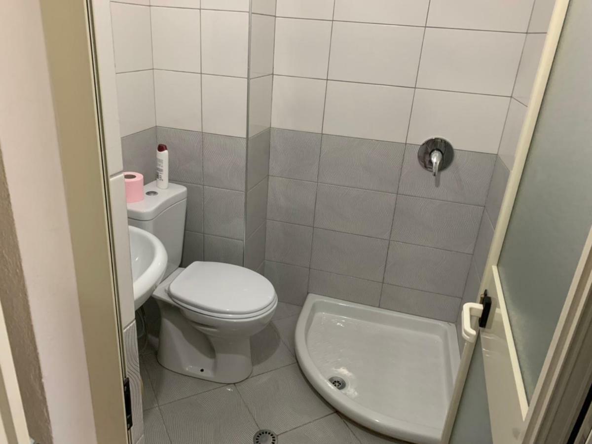 Hotel Ferrara Durrës Kültér fotó